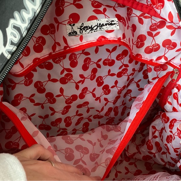 Small duffel bag - Picture 12 of 16